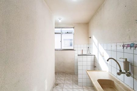Apartamento para alugar com 45m², 2 quartos e sem vagaCozinha e Área de Serviço