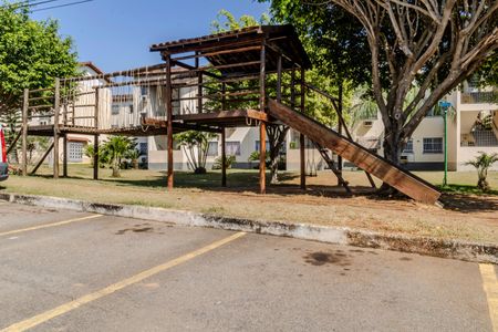 Apartamento para alugar com 45m², 2 quartos e sem vagaÁrea comum - Playground