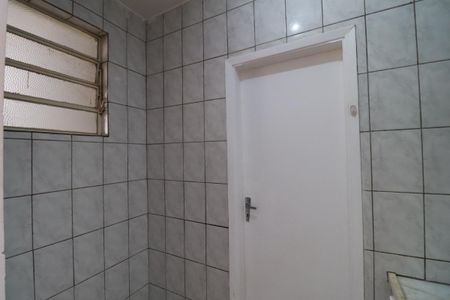 Apartamento para alugar com 38m², 1 quarto e sem vagaBanheiro 