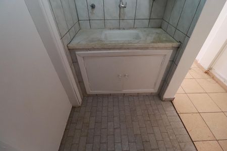 Banheiro  de apartamento para alugar com 1 quarto, 38m² em Centro, Ribeirão Preto