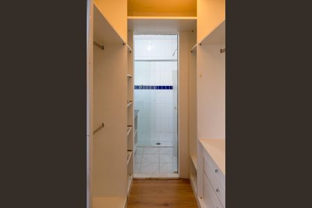 Casa de condomínio à venda com 113m², 3 quartos e 2 vagasQuarto 3 suíte - closet