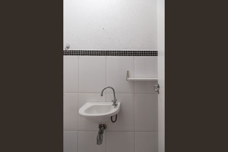 Casa de condomínio à venda com 113m², 3 quartos e 2 vagasLavabo