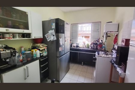 Casa para alugar com 120m², 2 quartos e 5 vagasCozinha 1