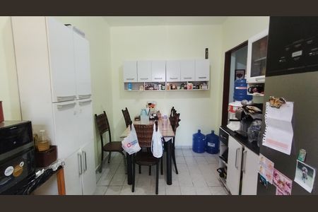 Casa para alugar com 120m², 2 quartos e 5 vagasCozinha 1