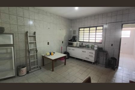 Casa para alugar com 120m², 2 quartos e 5 vagasCozinha 2