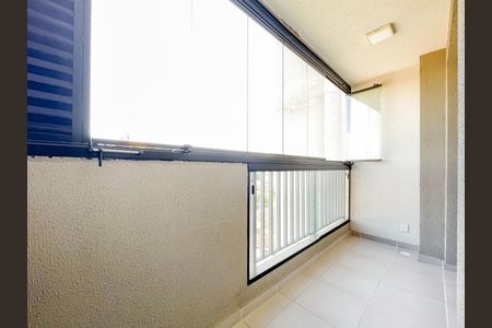 Sacada de apartamento à venda com 2 quartos, 52m² em Presidente Altino, Osasco