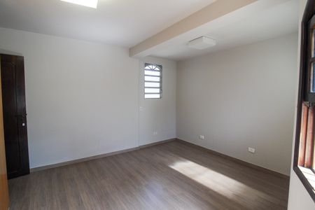 Casa para alugar com 230m², 3 quartos e 2 vagas Casa para alugar com 230m², 3 quartos e 2 vagasQuarto 2