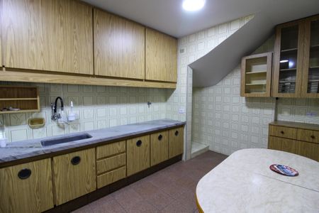 Cozinha de casa para alugar com 3 quartos, 230m² em Butantã, São Paulo