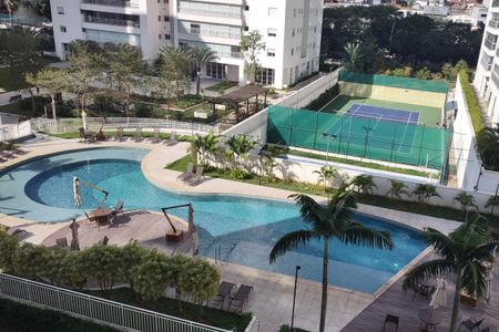 Apartamento à venda com 198m², 3 quartos e 3 vagas Apartamento à venda com 198m², 3 quartos e 3 vagasÁrea comum - Piscina