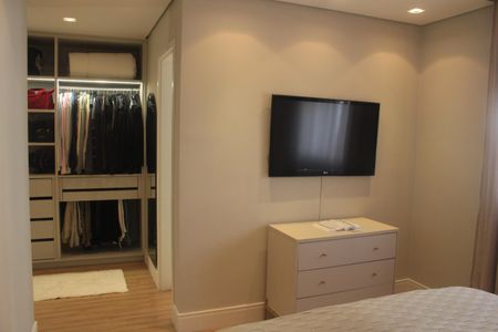 Apartamento à venda com 198m², 3 quartos e 3 vagasSuíte 1