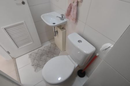 Apartamento à venda com 198m², 3 quartos e 3 vagas Apartamento à venda com 198m², 3 quartos e 3 vagasBanheiro