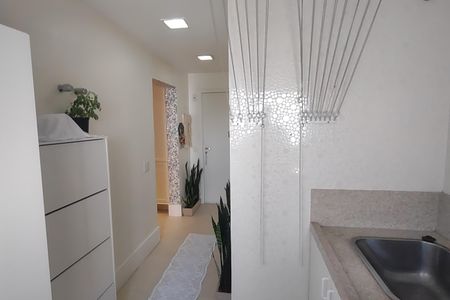 Apartamento à venda com 198m², 3 quartos e 3 vagas Apartamento à venda com 198m², 3 quartos e 3 vagasÁrea de Serviço