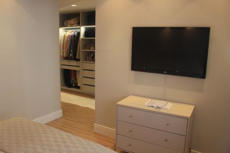Apartamento à venda com 198m², 3 quartos e 3 vagasSuíte 1