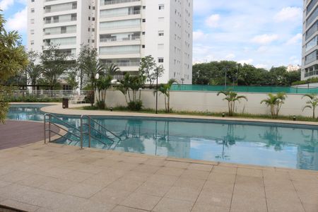 Apartamento à venda com 198m², 3 quartos e 3 vagasÁrea comum - Piscina