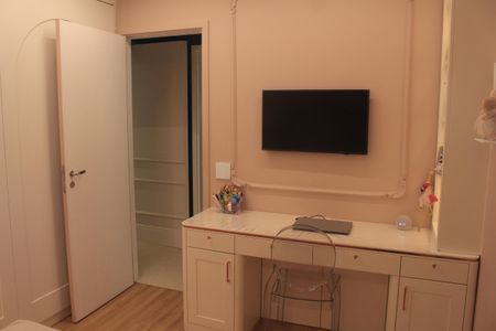 Apartamento à venda com 198m², 3 quartos e 3 vagasSuíte 2