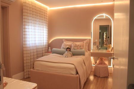 Apartamento à venda com 198m², 3 quartos e 3 vagasSuíte 2