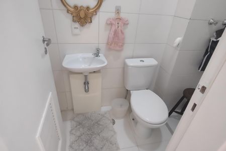 Apartamento à venda com 198m², 3 quartos e 3 vagas Apartamento à venda com 198m², 3 quartos e 3 vagasBanheiro