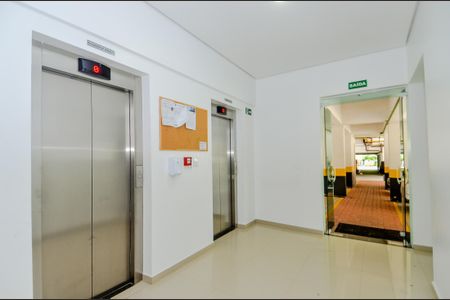 Apartamento para alugar com 49m², 2 quartos e 1 vagaHall Social 