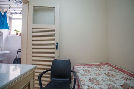 Apartamento à venda com 75m², 3 quartos e sem vagaQuarto de Serviço