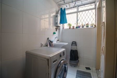 Apartamento à venda com 75m², 3 quartos e sem vagaÁrea de Serviço