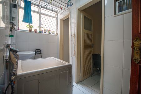 Apartamento à venda com 75m², 3 quartos e sem vagaÁrea de Serviço