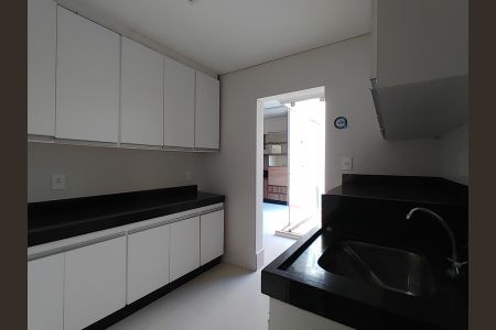 Casa de Condomínio para alugar com 3 quartos, 120m² em Gávea, Uberlândia