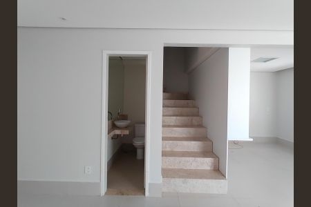 Sala de casa de condomínio para alugar com 3 quartos, 120m² em Gávea, Uberlândia