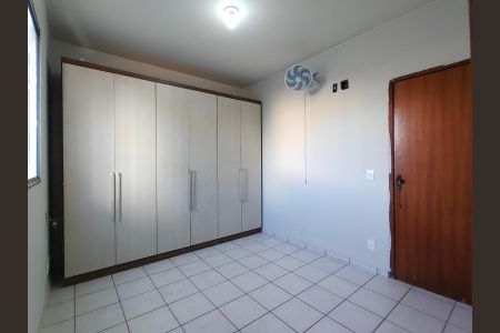 Apartamento para alugar com 3 quartos, 85m² em Santa Mônica, Uberlândia
