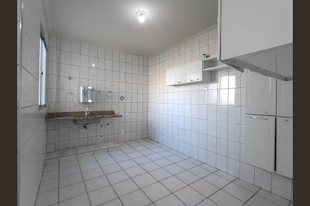 Cozinha de apartamento para alugar com 3 quartos, 85m² em Santa Mônica, Uberlândia