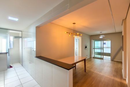 Apartamento para alugar com 69m², 2 quartos e 1 vagaSala