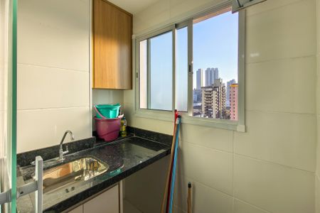 Apartamento para alugar com 69m², 2 quartos e 1 vagaÁrea de Serviço