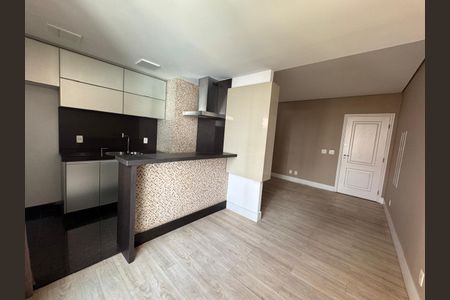 Sala / cozinha de apartamento à venda com 1 quarto, 55m² em Santo Agostinho, Belo Horizonte