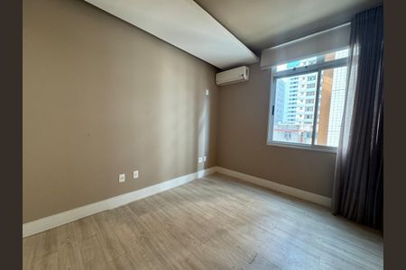 Quarto de apartamento à venda com 1 quarto, 55m² em Santo Agostinho, Belo Horizonte