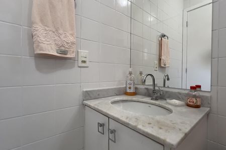 Apartamento à venda com 55m², 2 quartos e 1 vagaBanheiro da Suíte