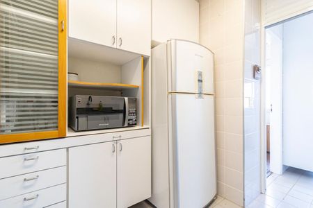 Apartamento para alugar com 76m², 2 quartos e 2 vagas Apartamento para alugar com 76m², 2 quartos e 2 vagasCozinha