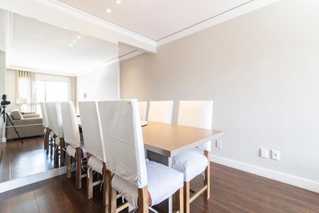Apartamento para alugar com 76m², 2 quartos e 2 vagas Apartamento para alugar com 76m², 2 quartos e 2 vagasSala de Jantar