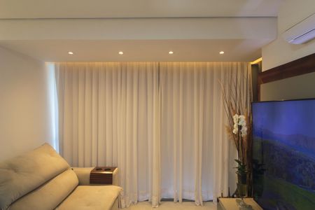 Apartamento para alugar com 114m², 2 quartos e 2 vagasSala