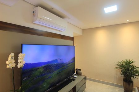 Apartamento para alugar com 114m², 2 quartos e 2 vagasSala