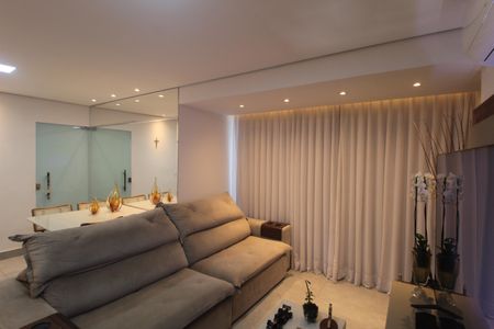 Sala de apartamento para alugar com 2 quartos, 114m² em Castelo, Belo Horizonte