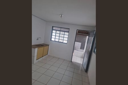 Casa para alugar com 4 quartos, 219m² em Conjunto Riviera, Goiânia