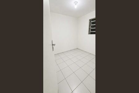 Quarto de casa para alugar com 4 quartos, 219m² em Conjunto Riviera, Goiânia