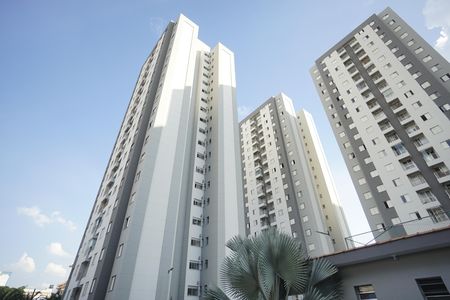 Fachada de apartamento à venda com 3 quartos, 76m² em Vila Carlos de Campos, São Paulo