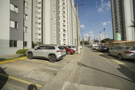 Garagem de apartamento à venda com 3 quartos, 76m² em Vila Carlos de Campos, São Paulo