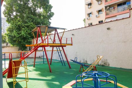 Apartamento à venda com 90m², 2 quartos e 1 vagaÁrea comum - Playground