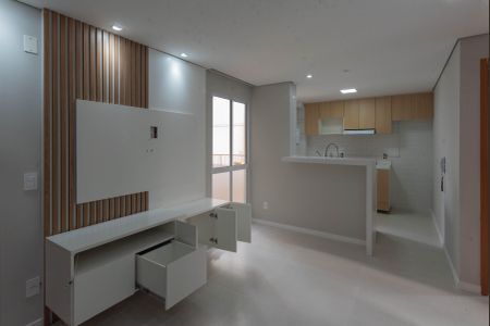 Sala de apartamento para alugar com 2 quartos, 45m² em Jardim Bom Sucesso, Campinas