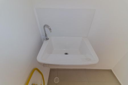 Apartamento à venda com 37m², 2 quartos e sem vaga Apartamento à venda com 37m², 2 quartos e sem vagaÁrea de Serviço