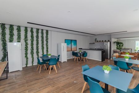 Apartamento à venda com 37m², 2 quartos e sem vaga Apartamento à venda com 37m², 2 quartos e sem vagaÁrea comum - Salão de festas