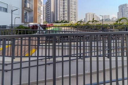 Apartamento à venda com 37m², 2 quartos e sem vaga Apartamento à venda com 37m², 2 quartos e sem vagaÁrea comum - Piscina
