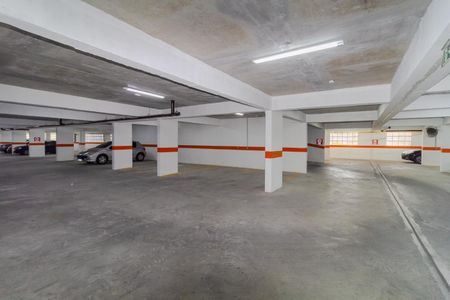 Apartamento à venda com 37m², 2 quartos e sem vaga Apartamento à venda com 37m², 2 quartos e sem vagaGaragem