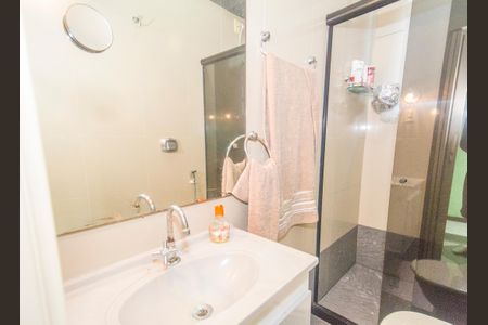 Casa à venda com 158m², 3 quartos e 2 vagasBanheiro 2